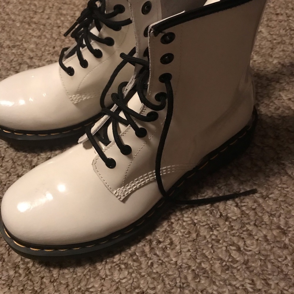 White doc marten